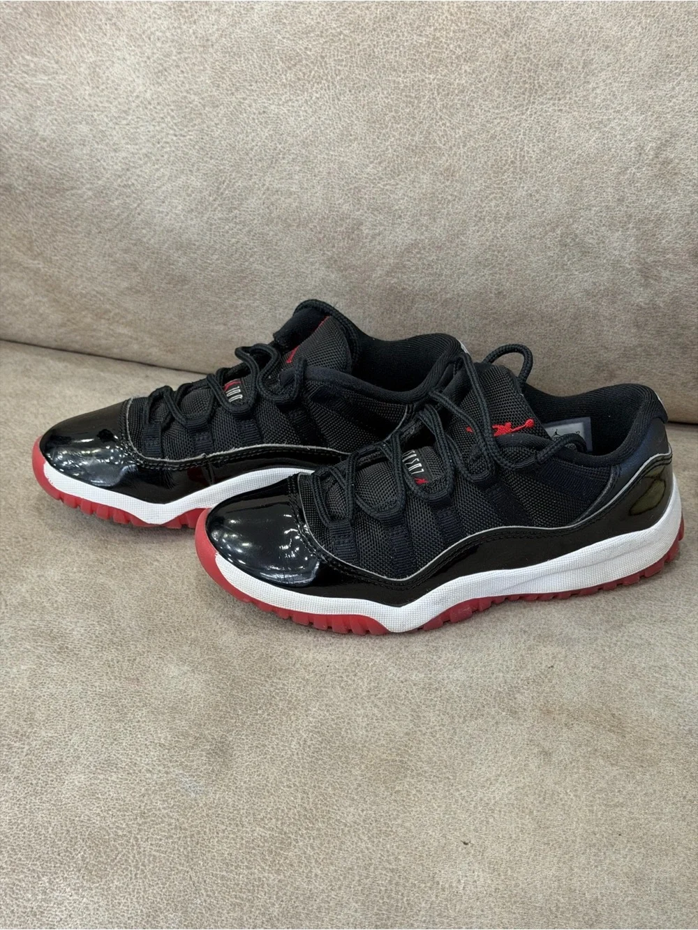 Air Jordan 11 Retro Low Bred 2025 Kids Size 2Y FV5116-006